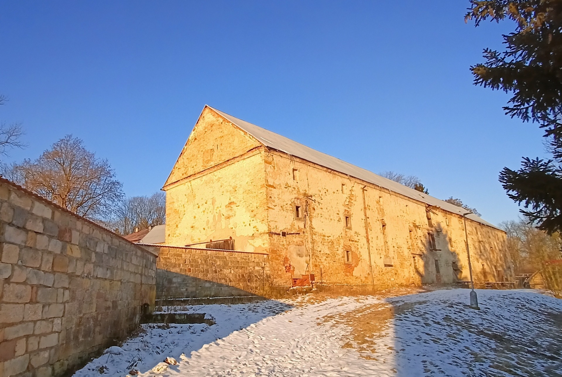 pivovar Milíčeves se dochoval v původní podobě